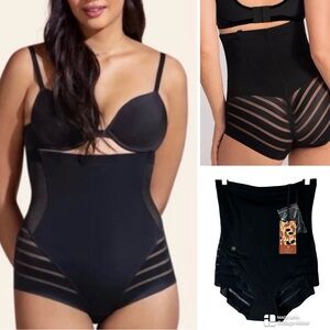 Honeylove NWT Queen Brief Shapewear